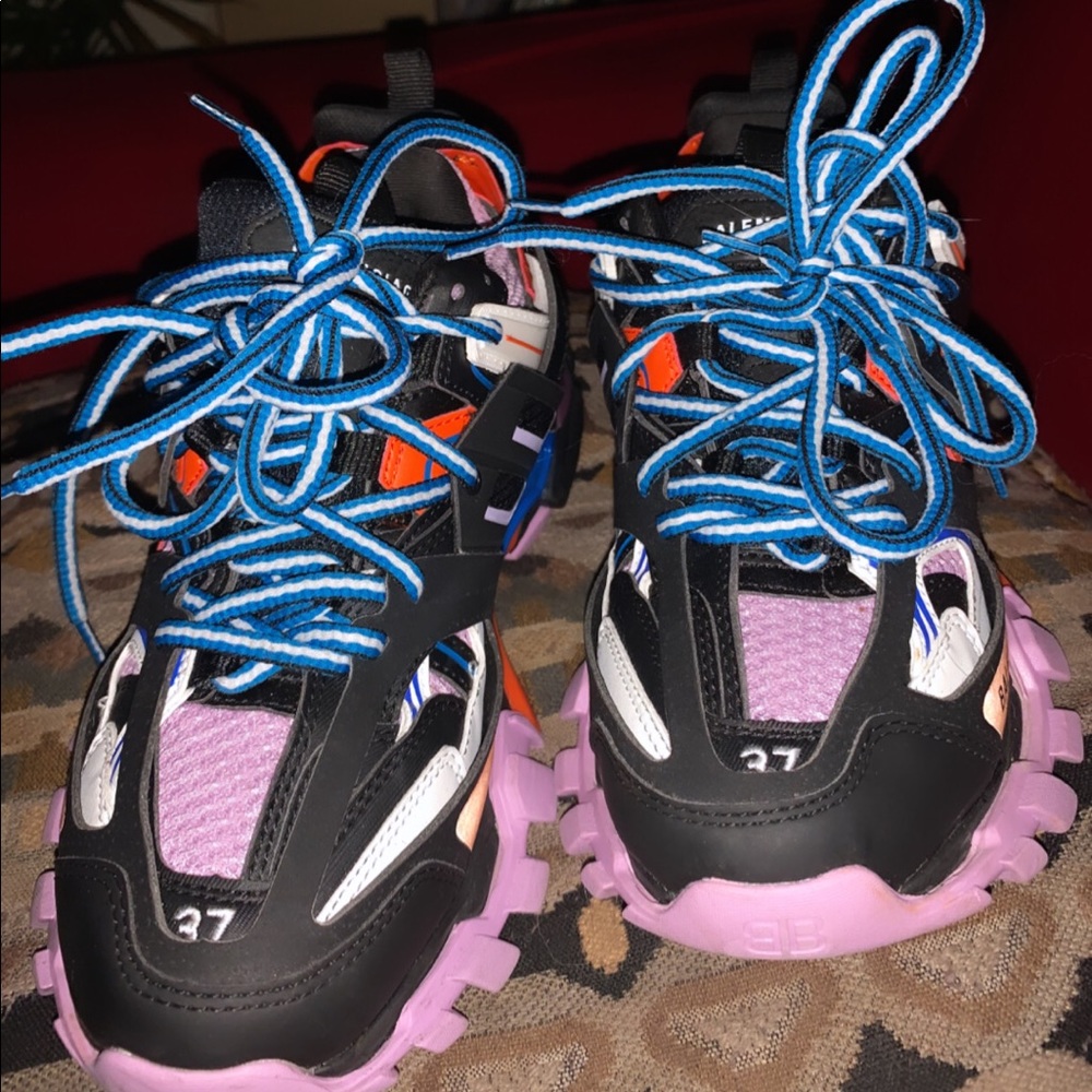 Balenciaga tracks